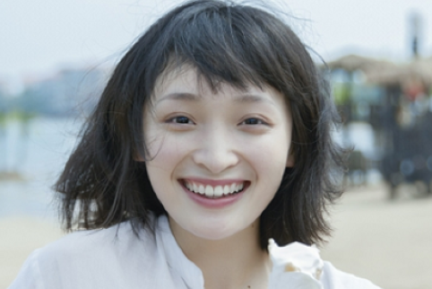  p>刘白沙,1999年3月28日出生于湖南省长沙市,毕业于 a target="