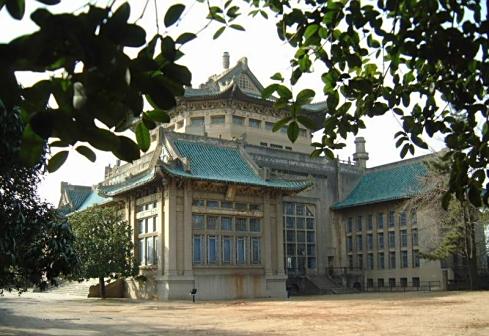 <p>武汉大学老图书馆