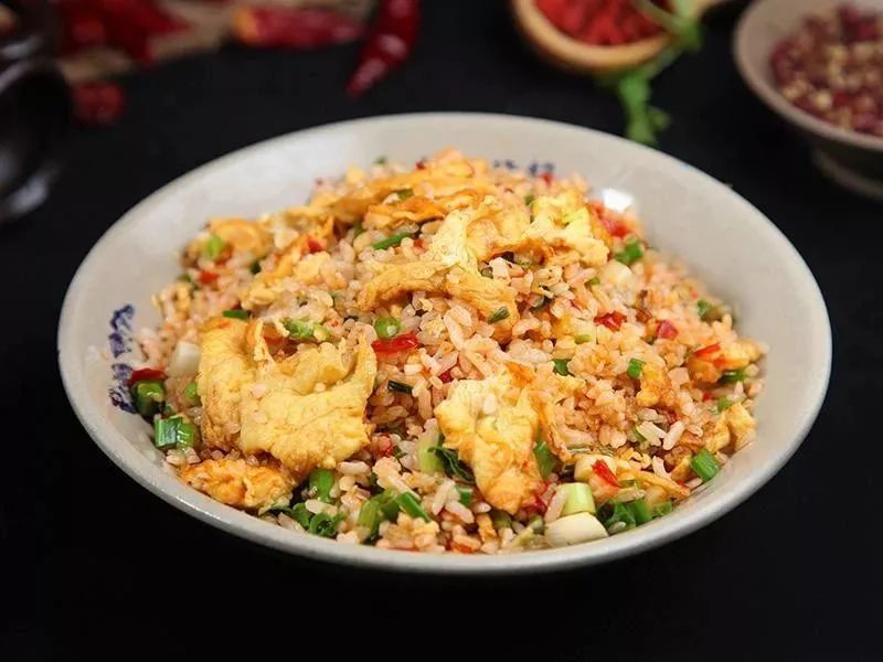 贵州糟辣椒蛋炒饭