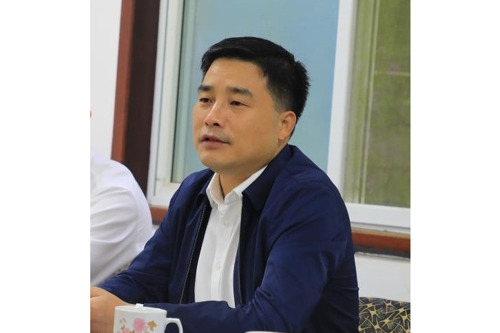  p data-id="sbdo78dw7xqa">何劲松,成都都江堰投资发展集团有限公司