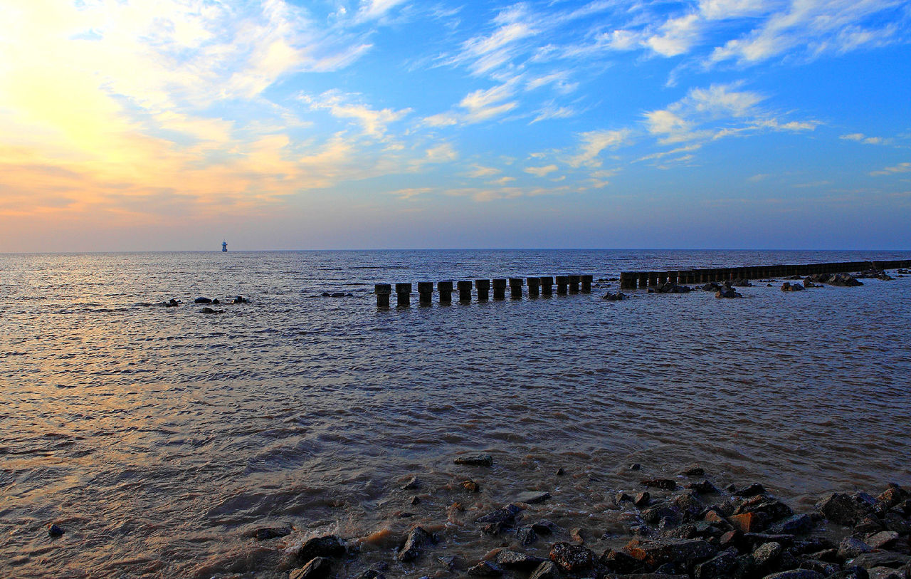  p>滨海港镇,隶属于江苏省盐城市滨海县,地处 a target="_blank" href