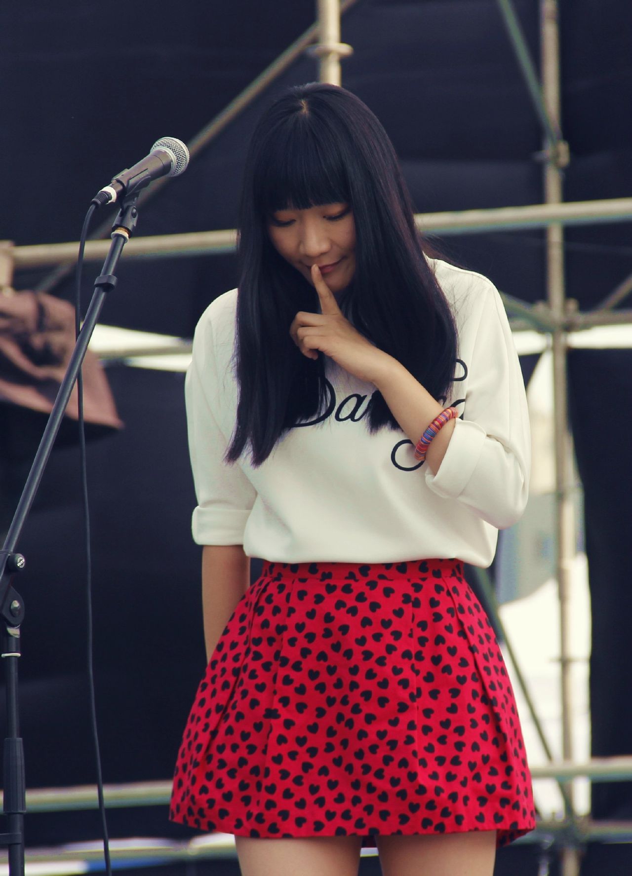  p>阿肆,1989年7月4日出生于上海市,中国内地女歌手.