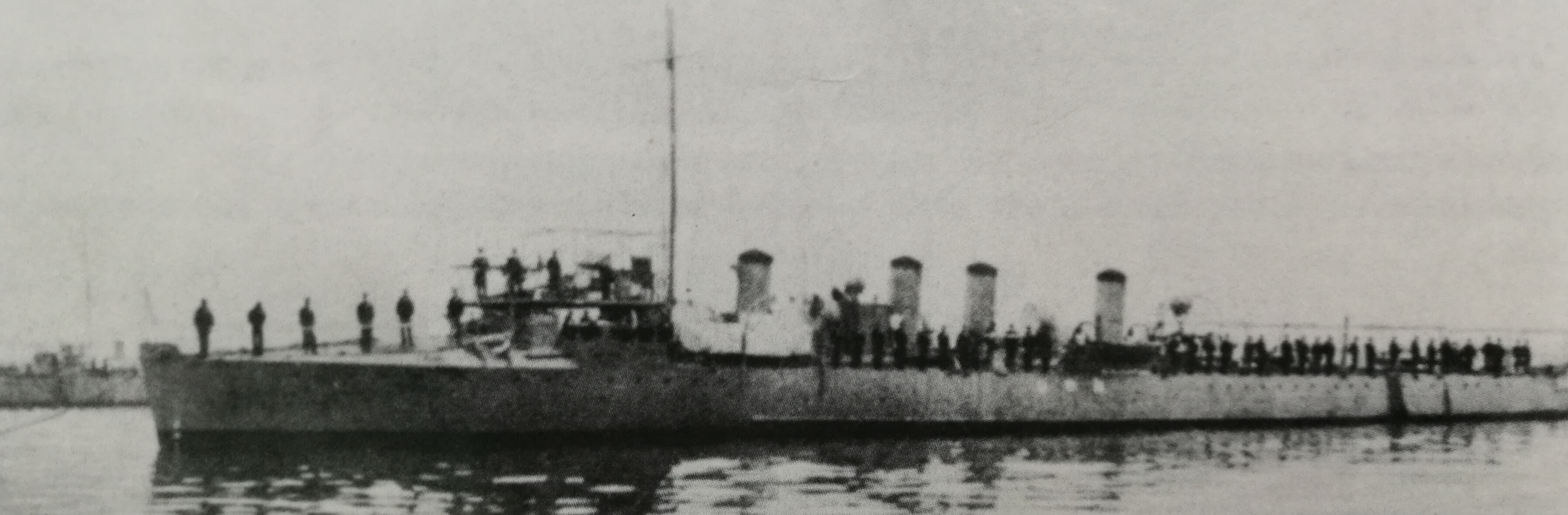  p> a target="_blank" href="/item/神风级驱逐舰/5817221" data