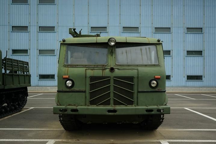 中国60式中型履带式牵引车