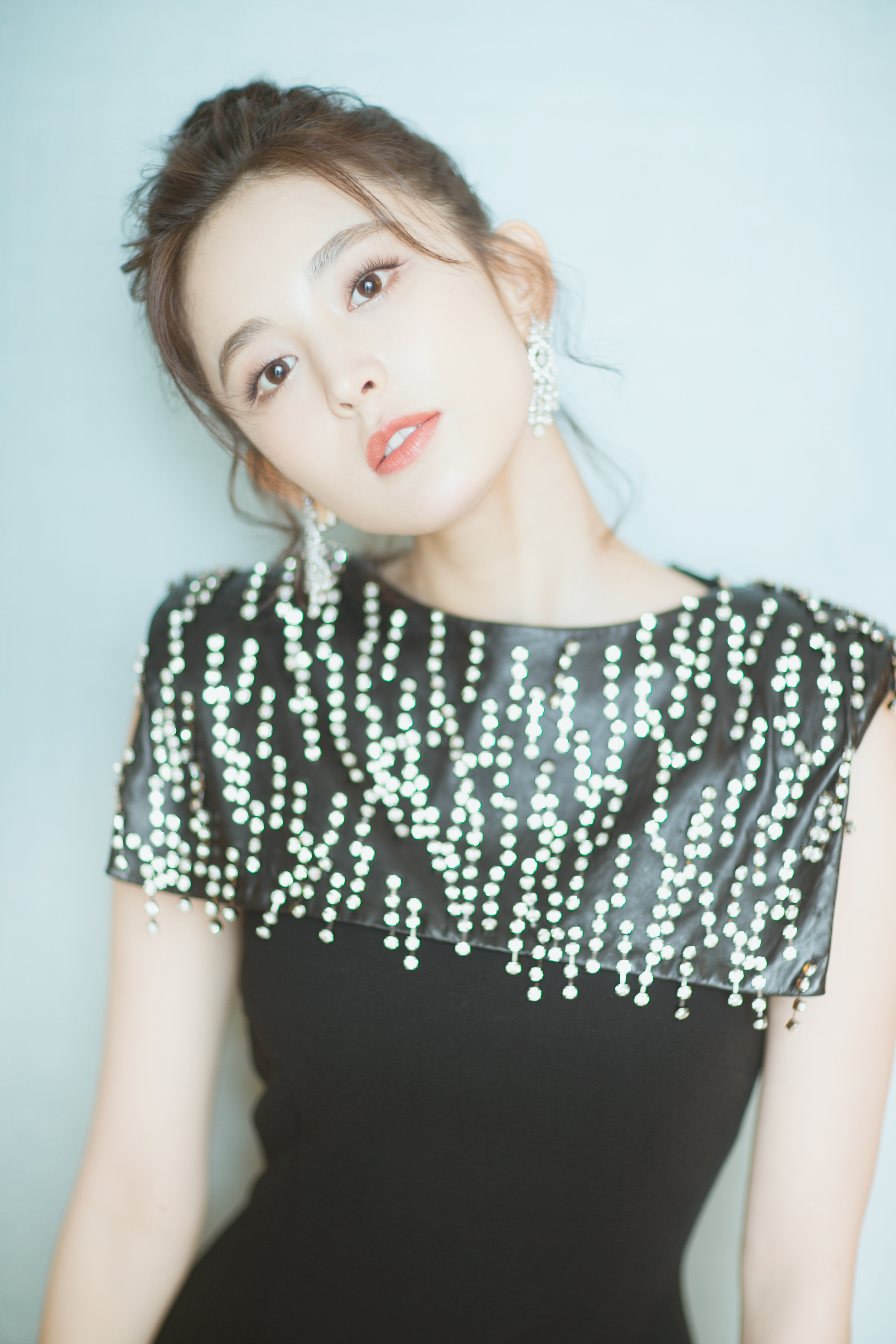  p>古力娜扎(gulnazar),1992年5月2日出生于新疆乌鲁木齐市,中国内地