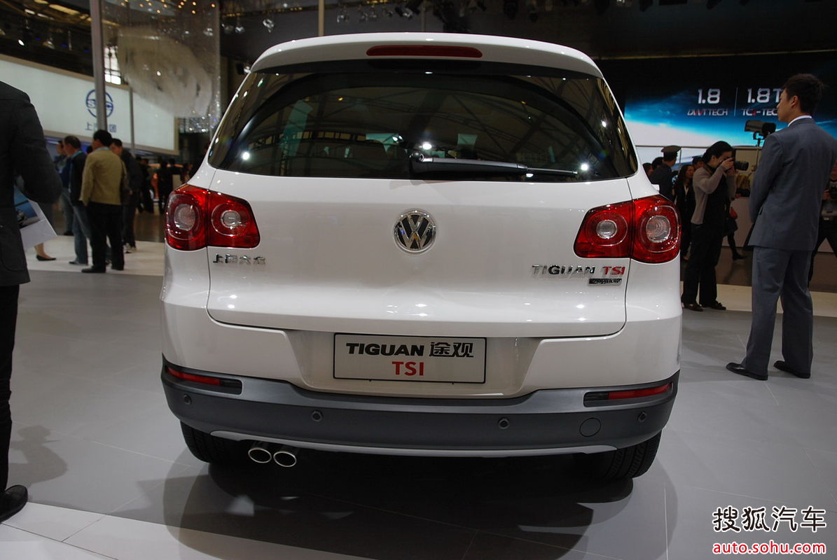  p>大众途观是一款 a href="#" data-lemmaid="3291804">上海大众 /a>