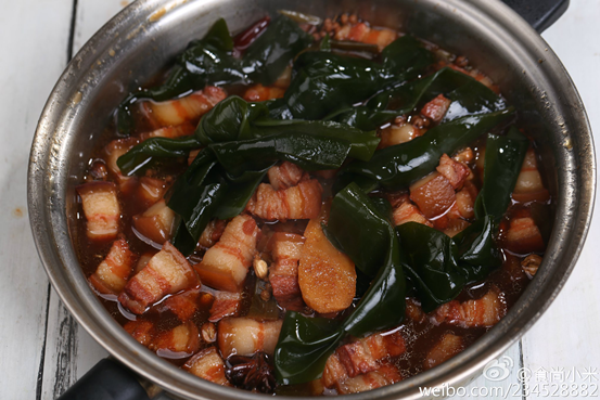五花肉炖海带地瓜皮