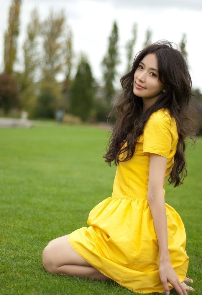  p>林志玲(lin chi-ling),1974年11月29日出生于台湾省台北市,华语