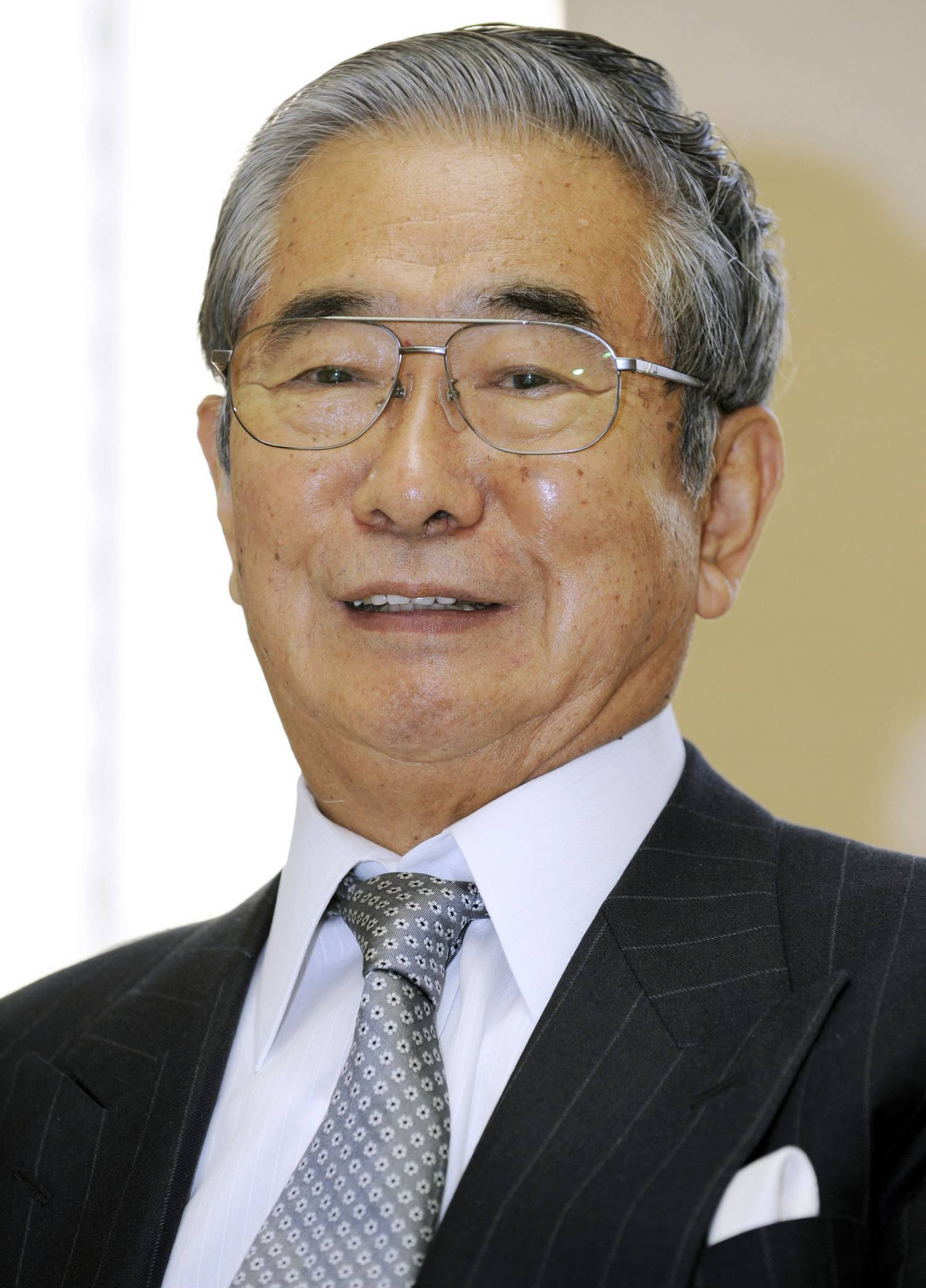  p>石原慎太郎(いしはら しんたろう,1932年9月30日-),日本著名 a