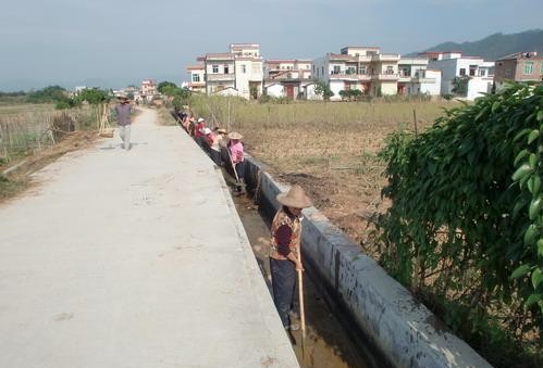  p>东坝镇,广东省 a target="_blank" href="/item/云浮/37017" data