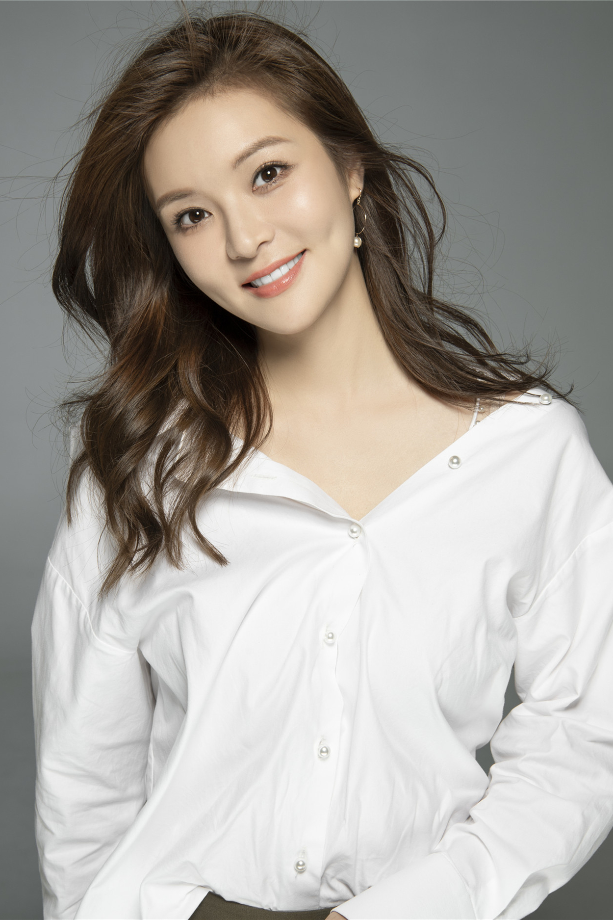  p>夏嫣,生于1990年1月5日,中国女演员.