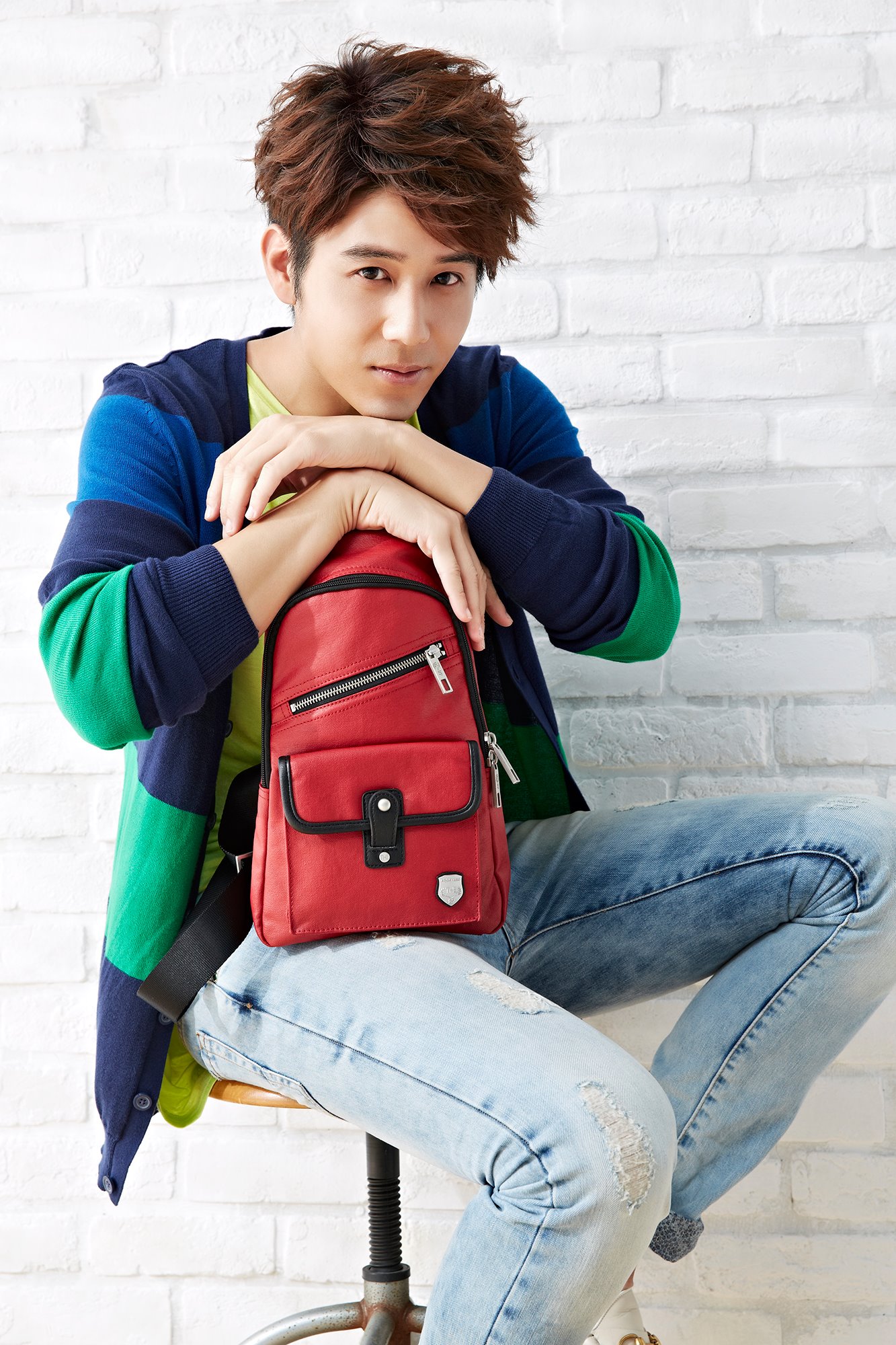  p>胡宇威(george hu),原名胡宇崴,1982年7月24