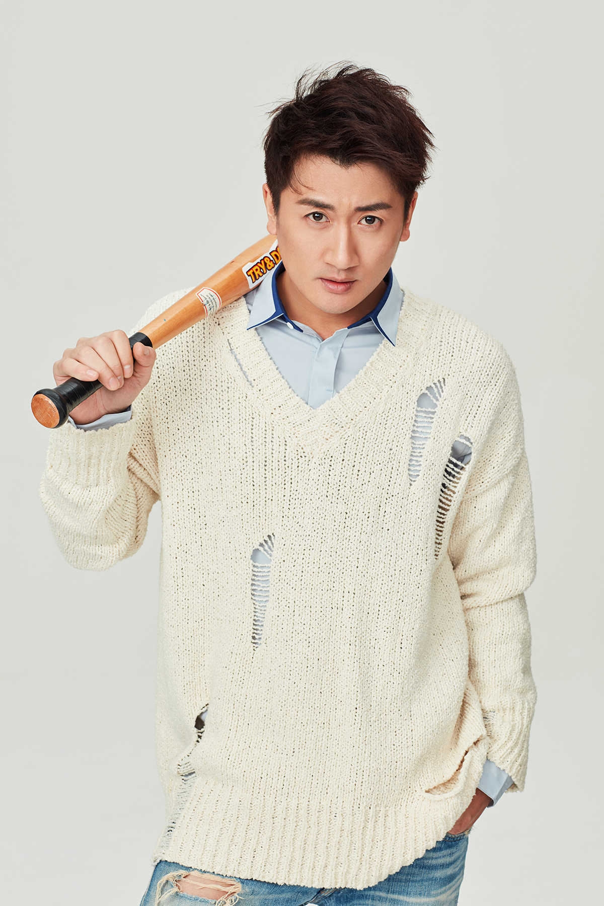  p>石天硕,1987年3月24日出生于黑龙江省黑河市北安市,中国内地影视男