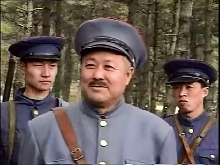  p>《喋血满洲》是由周炜,李瑞清导演,王菁华,李显刚,张志忠,薛中瑞