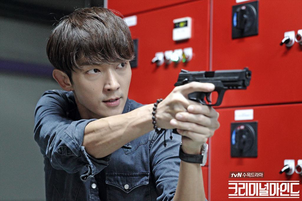  p>《犯罪心理》是韩国tvn有线电视台于2017年7月26日起在水木档播出