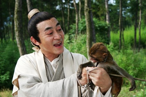 王树强,丁爱敏编剧, a href="#" data-lemmaid="142561">六小龄童 /a>