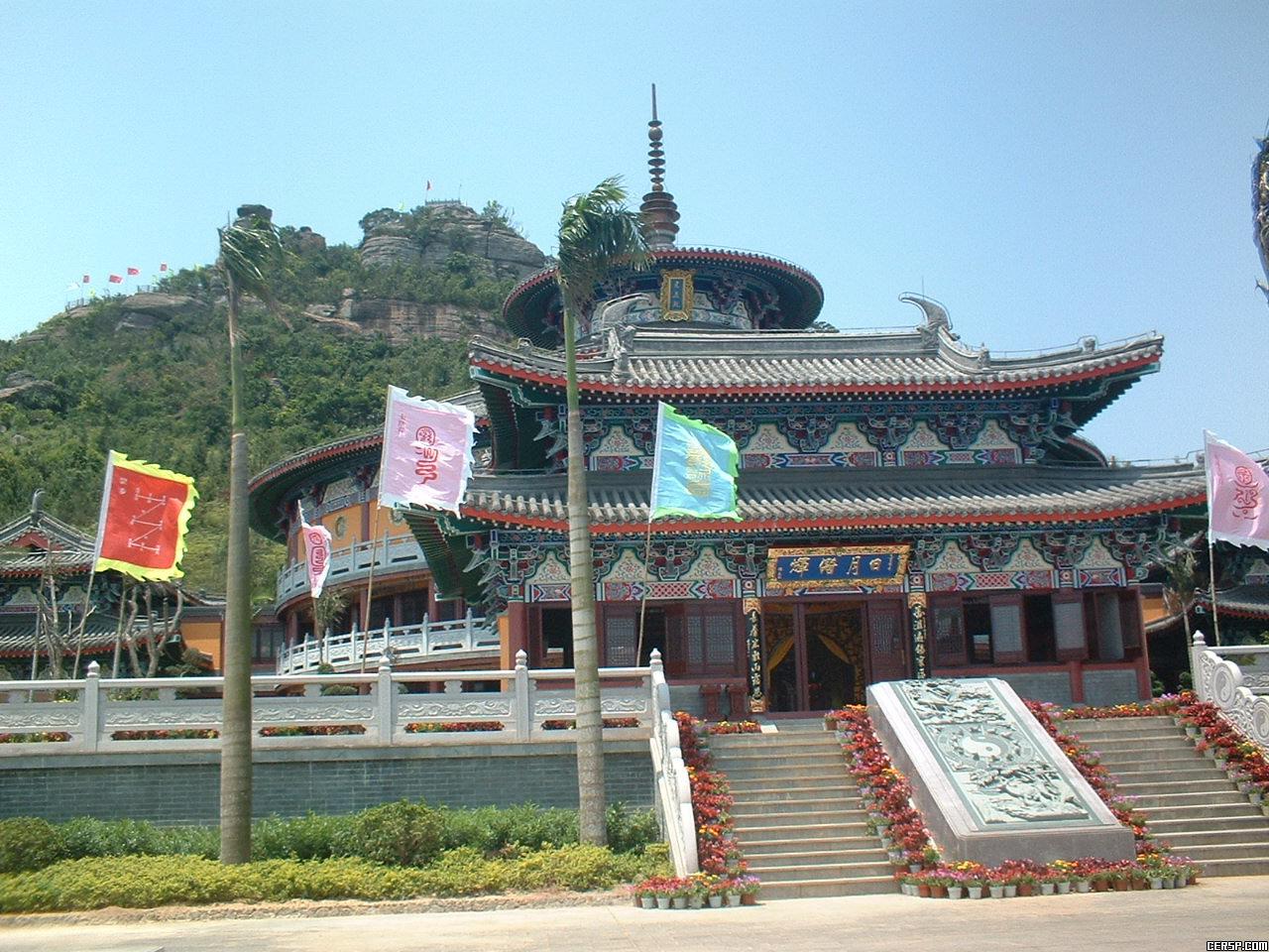 海南玉蟾宫