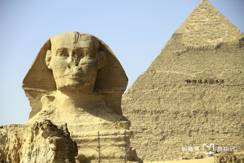  p>狮身人面像,位于埃及吉萨的金字塔墓区,头像部分一说是 a target="