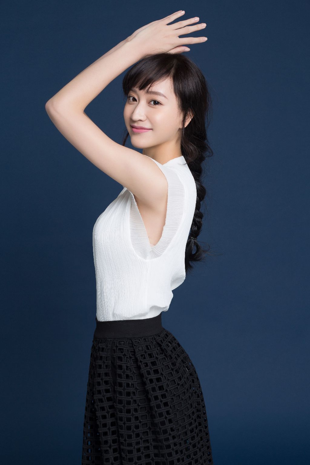  p>岚欣,出生于安徽省淮南市,中国内地女演员,模特,毕业于中央戏剧