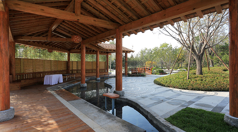 牛驼温泉孔雀城