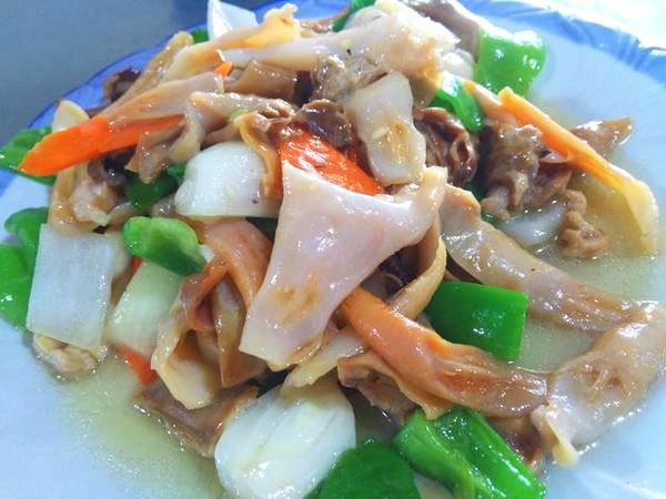  p data-id="gn6s3wlyxd">蚌肉烧法是一道以河蚌,五花肉为主要原料