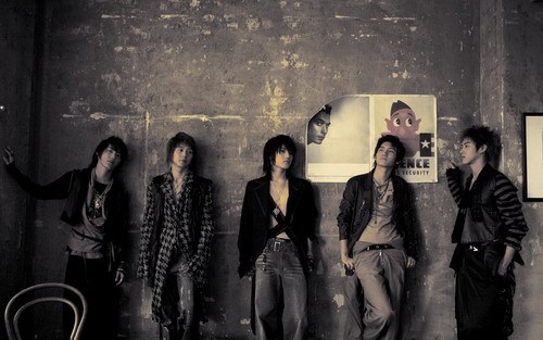 rising sun（东方神起韩语二辑同名主打曲）_百度百科