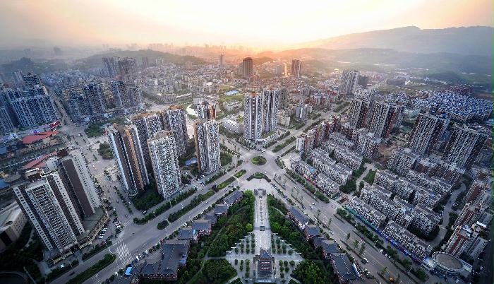  p>永川位于长江上游北岸,重庆西部,因"城区三河汇碧,形如篆文永字"