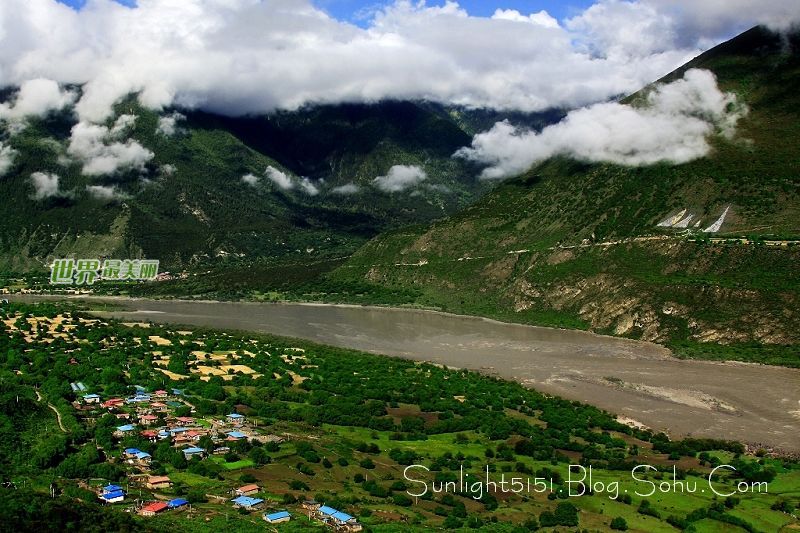 雅鲁藏布大峡谷