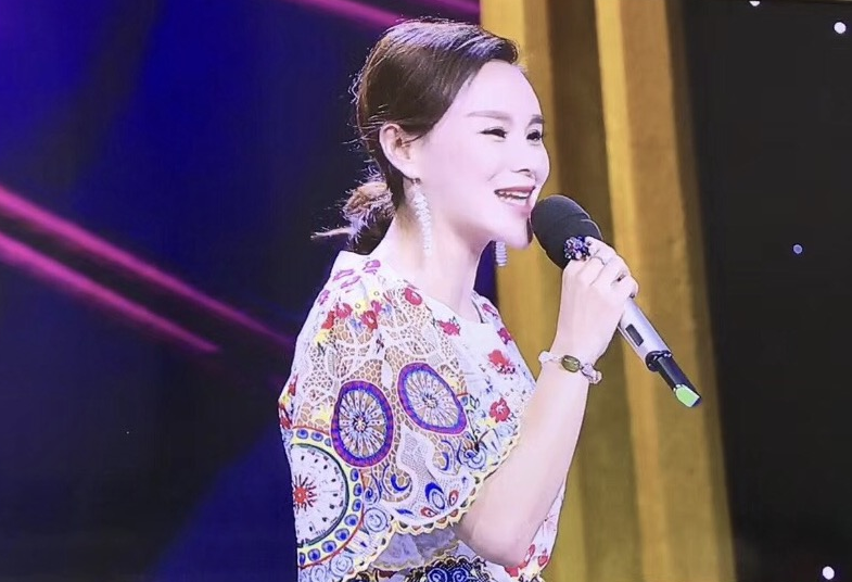 罗丽珊