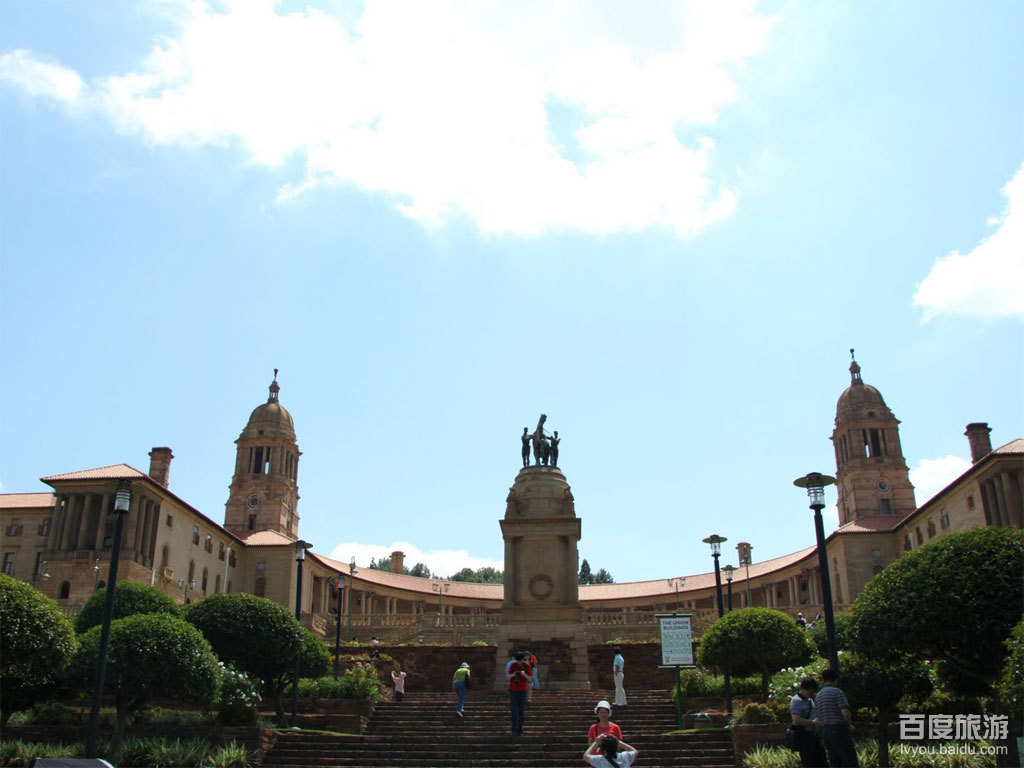  p>比勒陀利亚(pretoria),又名茨瓦内,茨瓦尼或茨瓦纳,是位于南非豪登