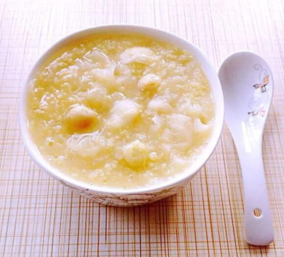 银耳雪梨粥