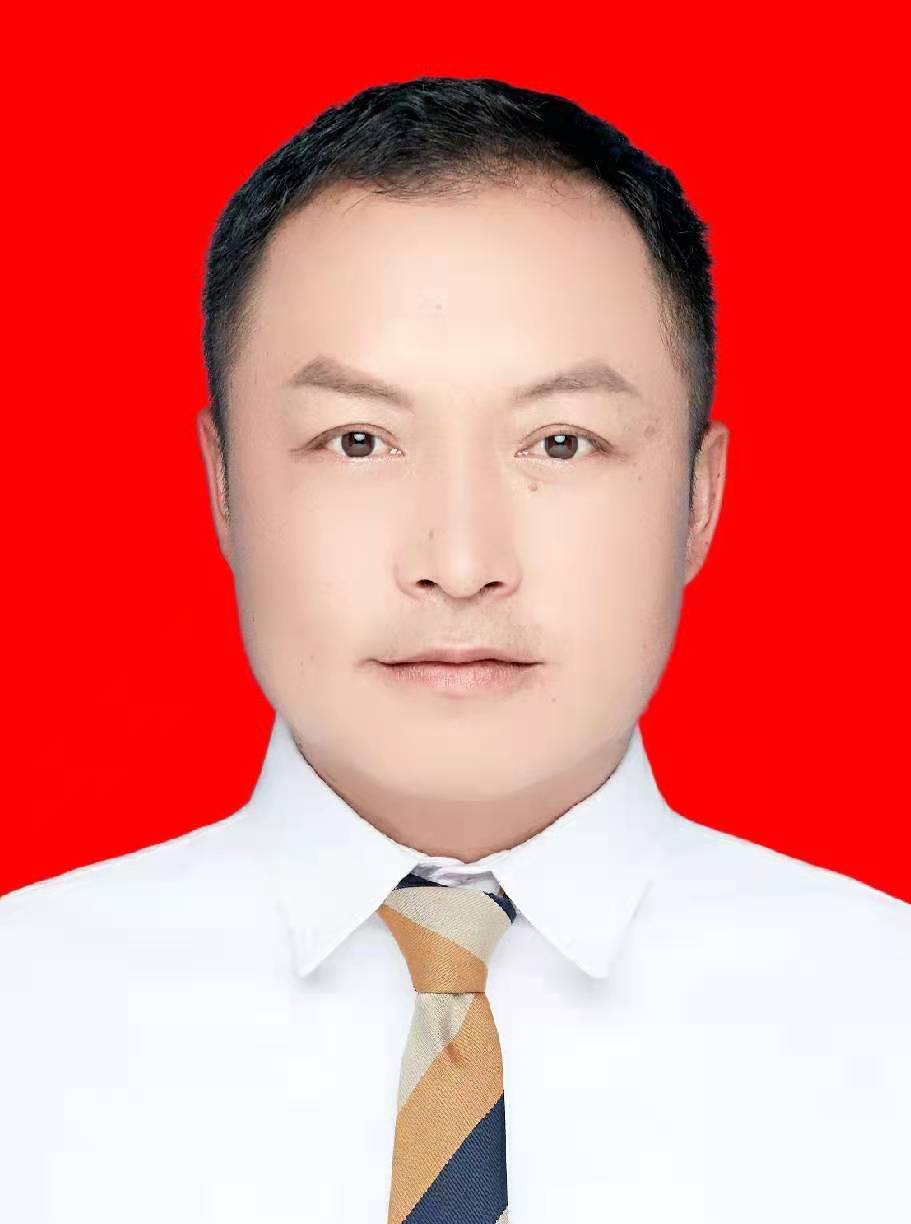 杨春平