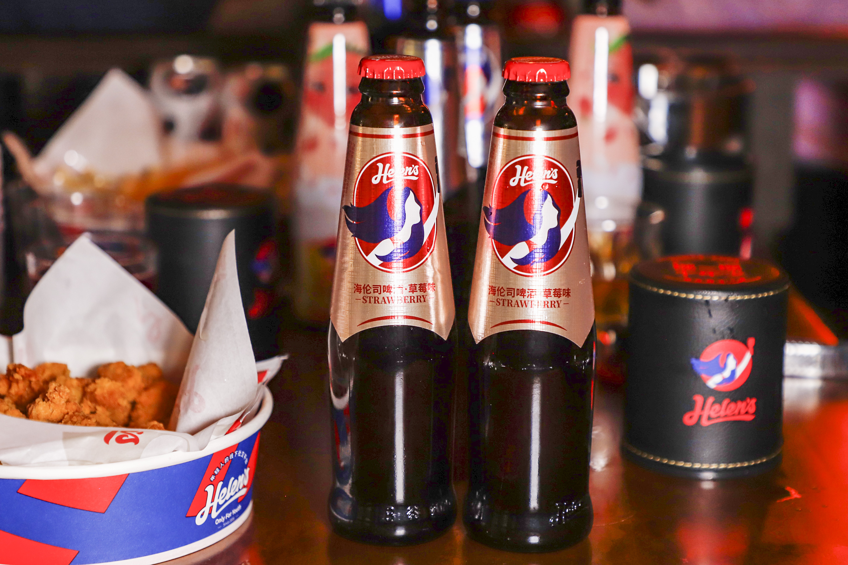 第一家helens诞生于2009年,截至2021年9月在北京,上海,广州,深圳