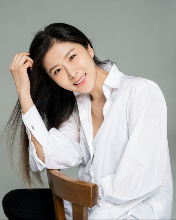 data-ctrid="tpd0nahw7hxm">李怡萱,新疆艺术剧院话剧团二级演员 