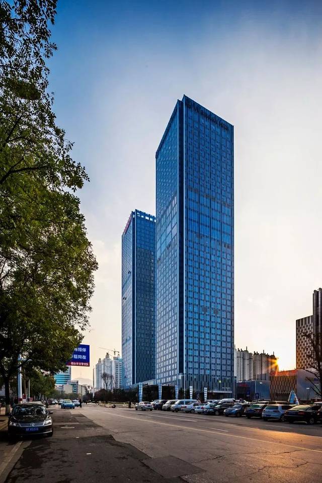 万达金融中心位于烟台市芝罘毓璜顶,共计房屋3户.