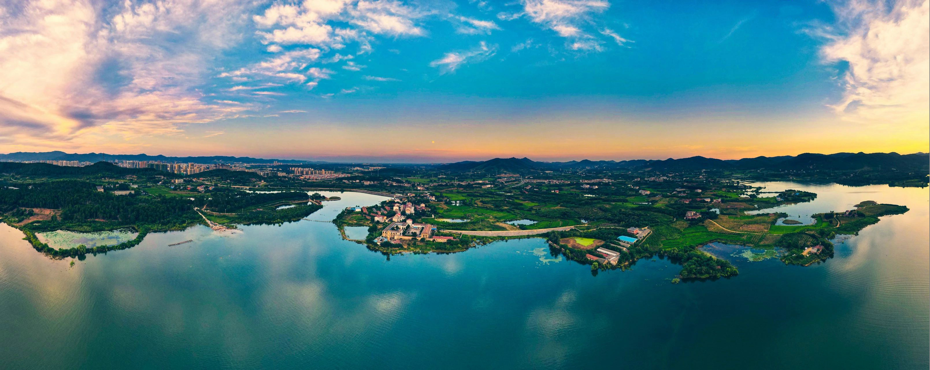  p>京山,湖北省直辖,荆门市代管县级市, a target="_blank" href="