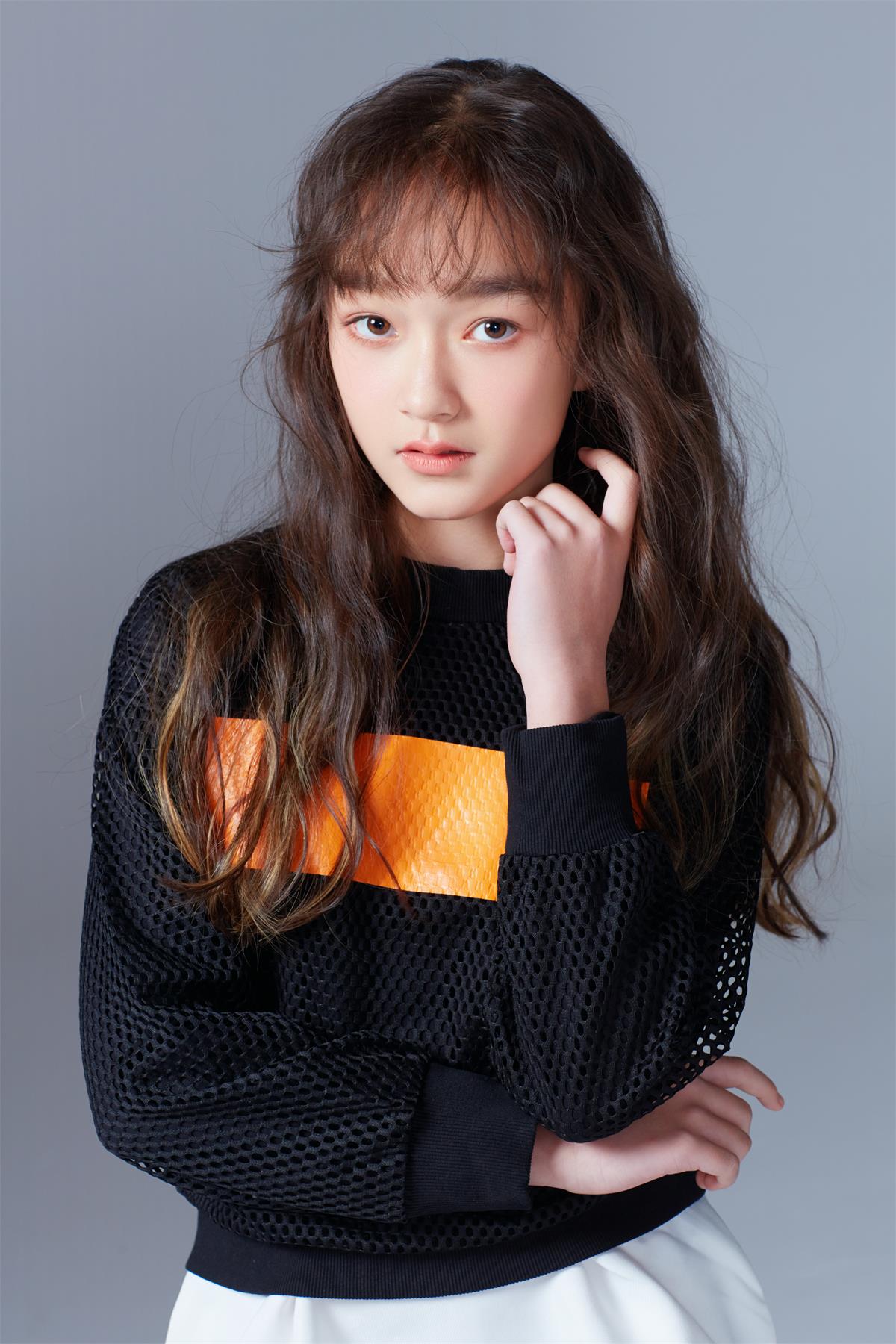  p data-id="gnfd35asbe">《童趣的春天》吴华敏作词,麦丹作曲,拜尔娜