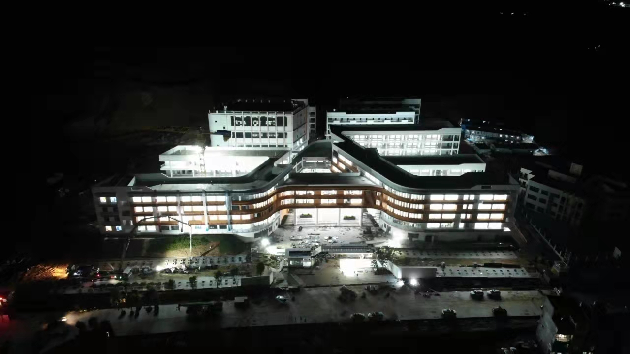 深圳龙华紫金实验学校