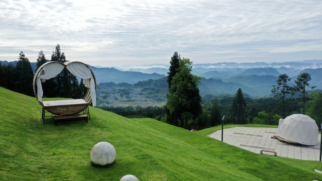 罗汉林旅游景区),位于四川省泸州市 a target="_blank" href="/item