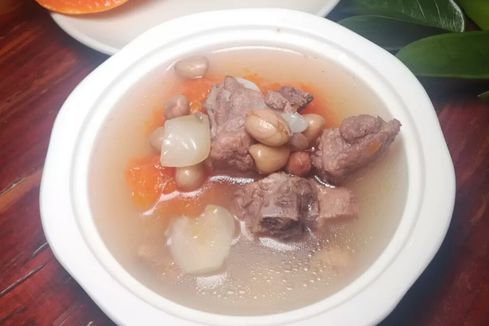 花生山药排骨汤