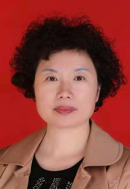  p data-id="skgmlasf4yzs">陈红,女,内江市资中县供销社党委委员