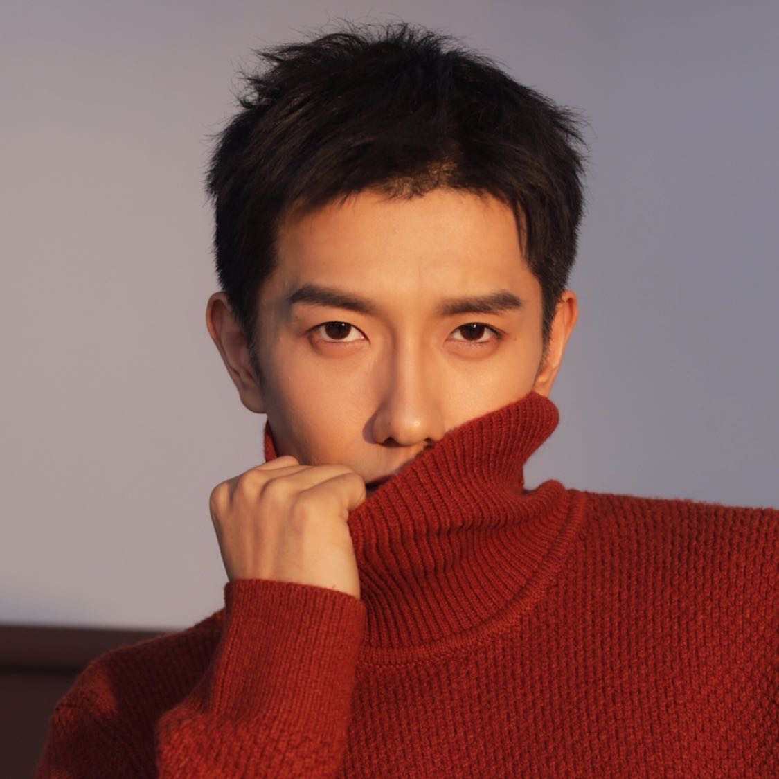  p data-id="szzoyb96ktmx">黄涛,1992年6月26日出生,中国内地演员