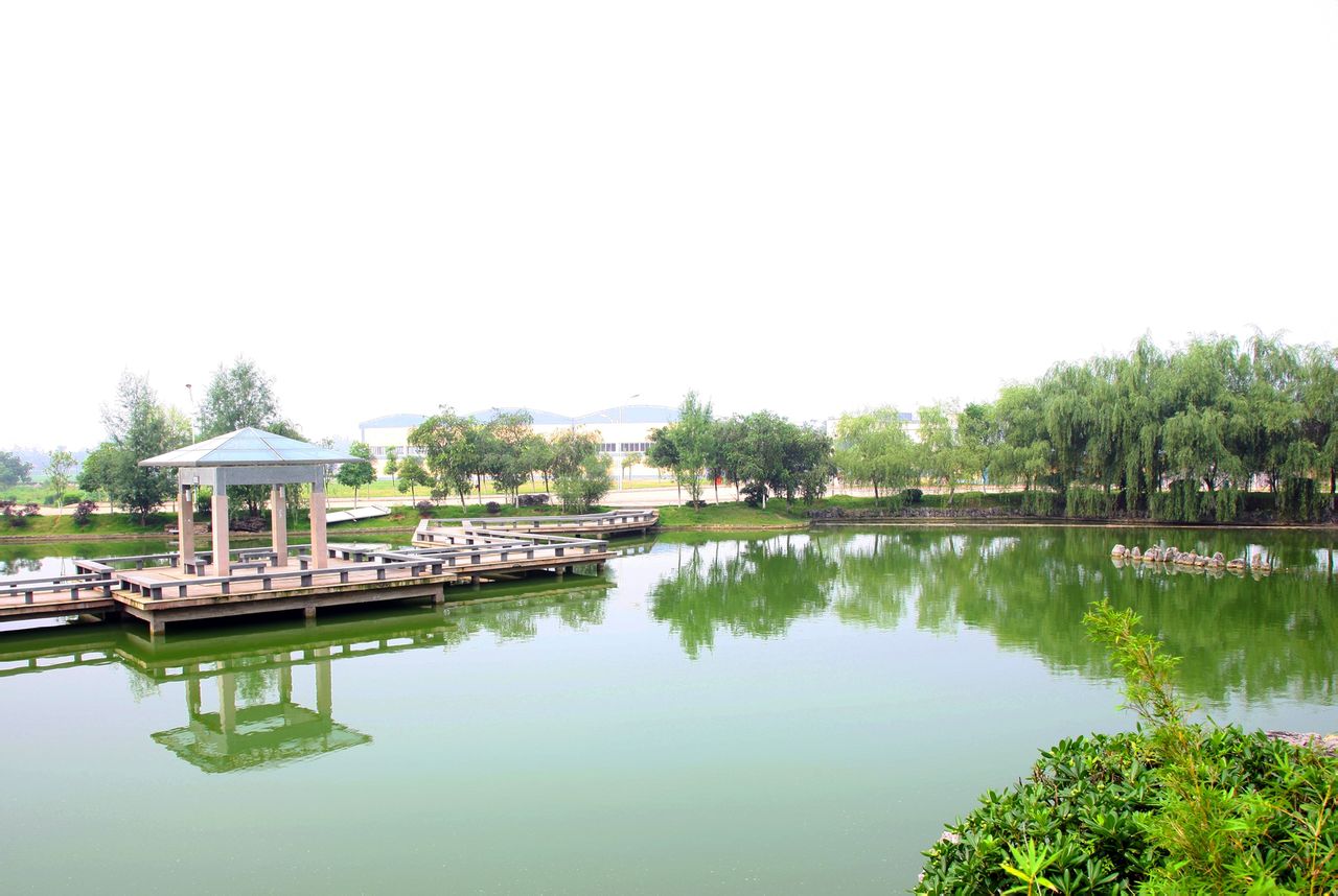  p>贺州学院(hezhou university)位于广西壮族自治区 a target="