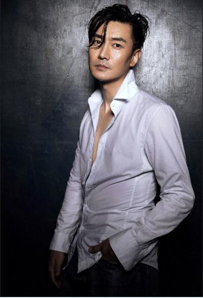  p>李进荣,1975年3月17日出生于湖南,中国男演员,毕业于 a target="