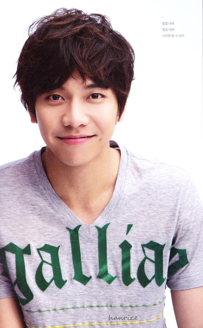  p>李昇基,1987年1月13日出生于首尔,韩国歌手,演员,主持人.