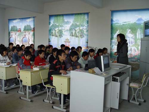 涟水县石湖中学