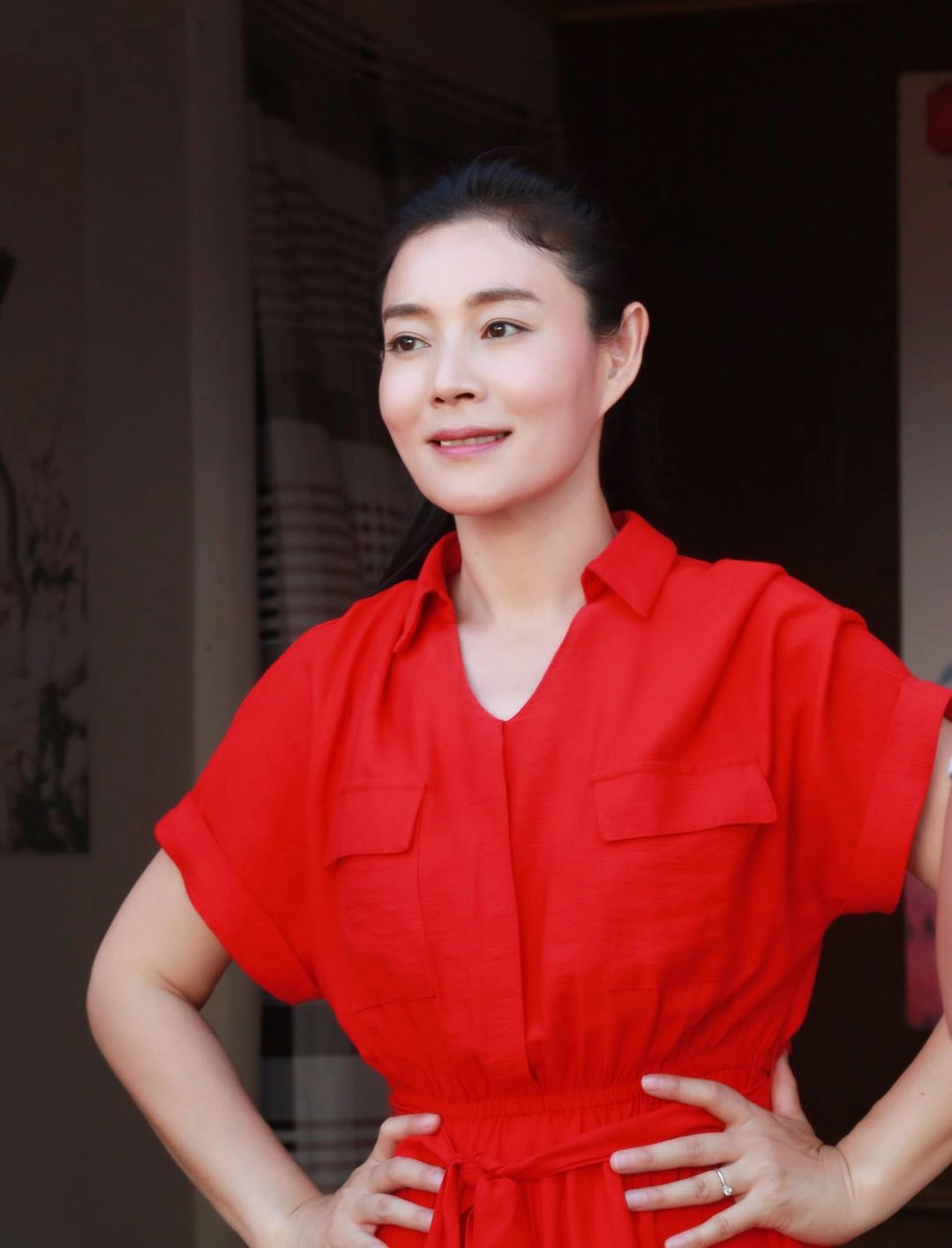  p>左雯璐,1973年10月25日出生,毕业于 a target="_blank" href="