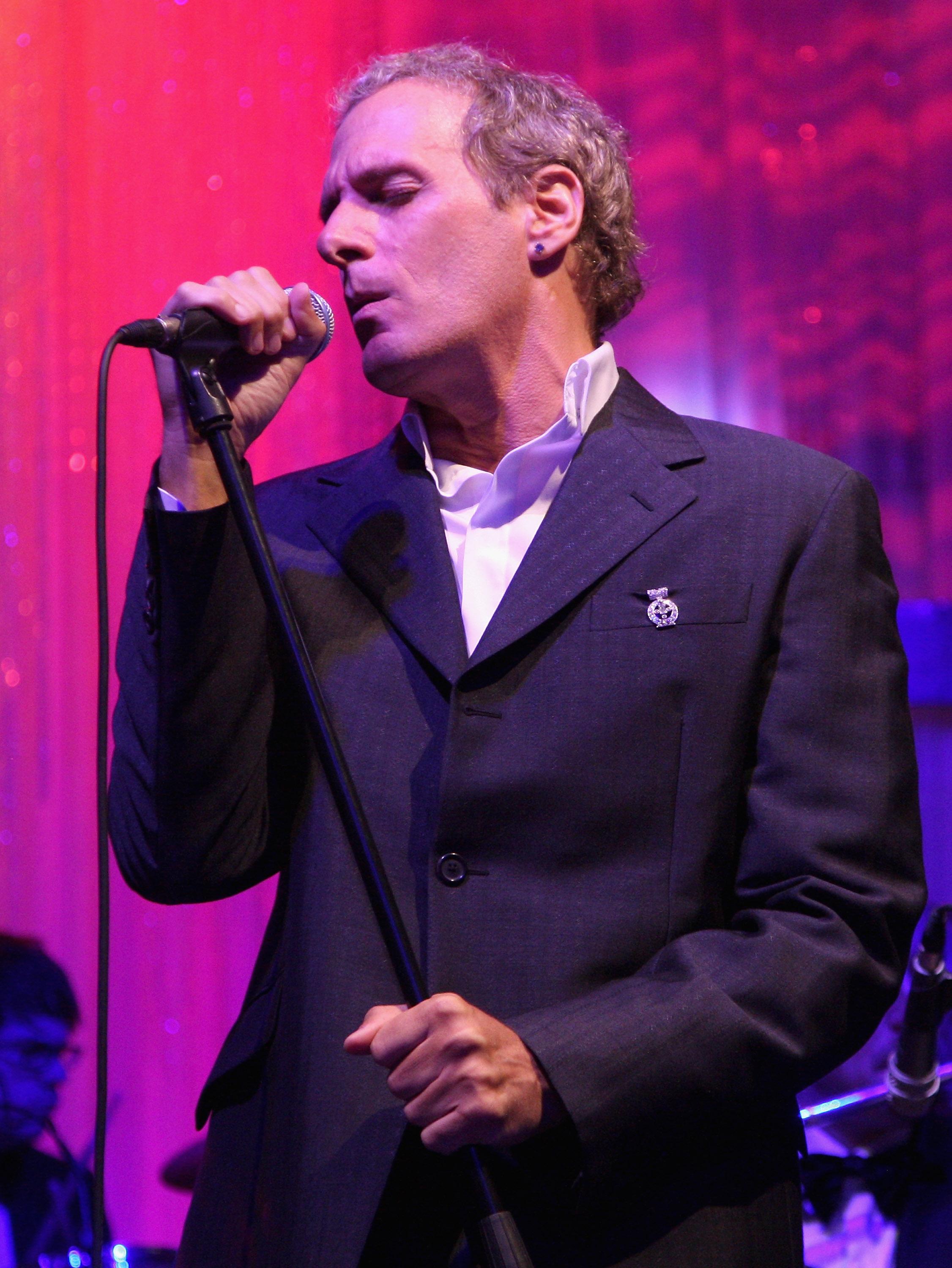  p>迈克尔·波顿(michael bolton),原名迈克尔·博洛廷(michael bolot