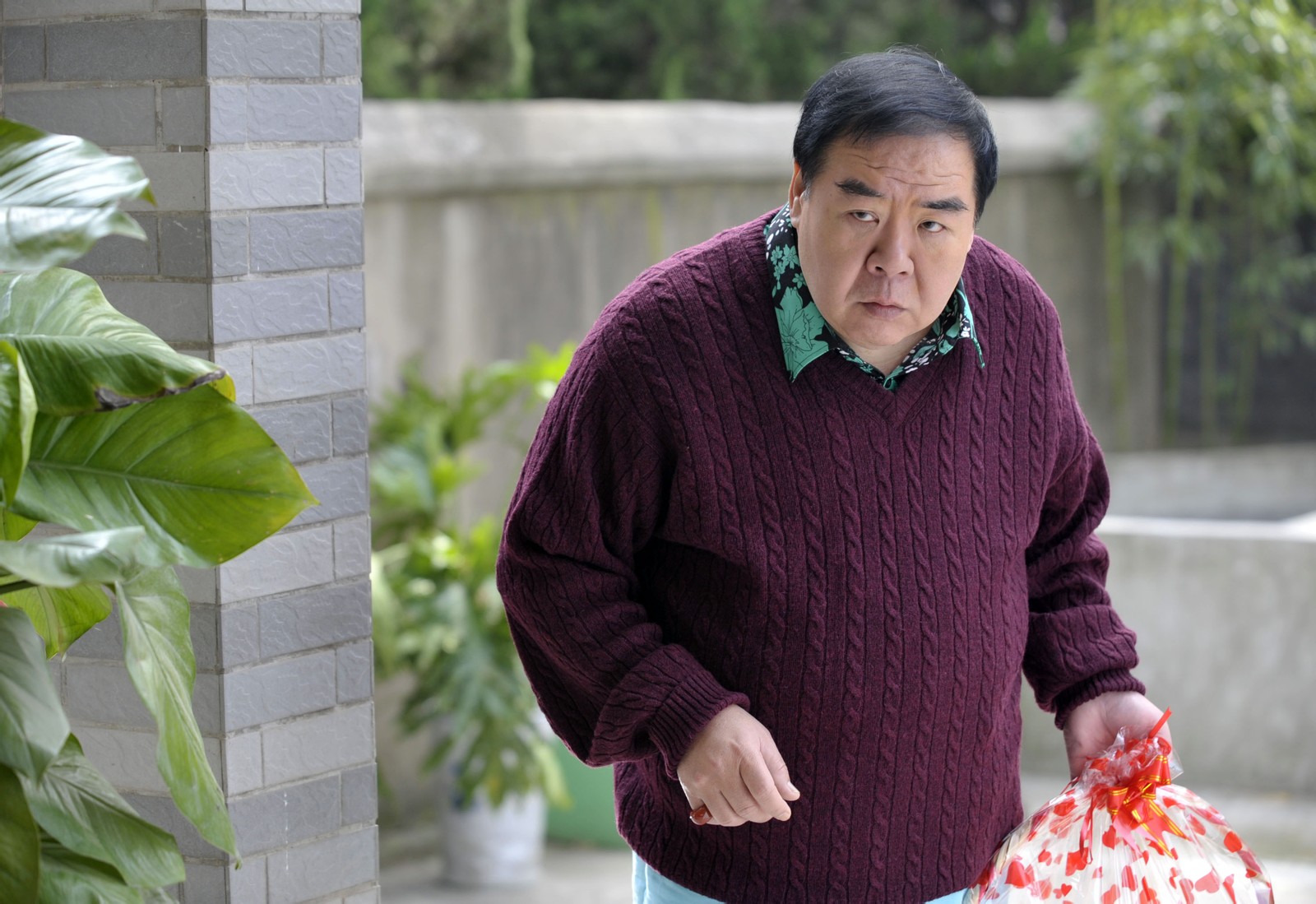  p>郑则仕(kent cheng),1951年5月22日出生于广东省汕头市潮阳区,中国