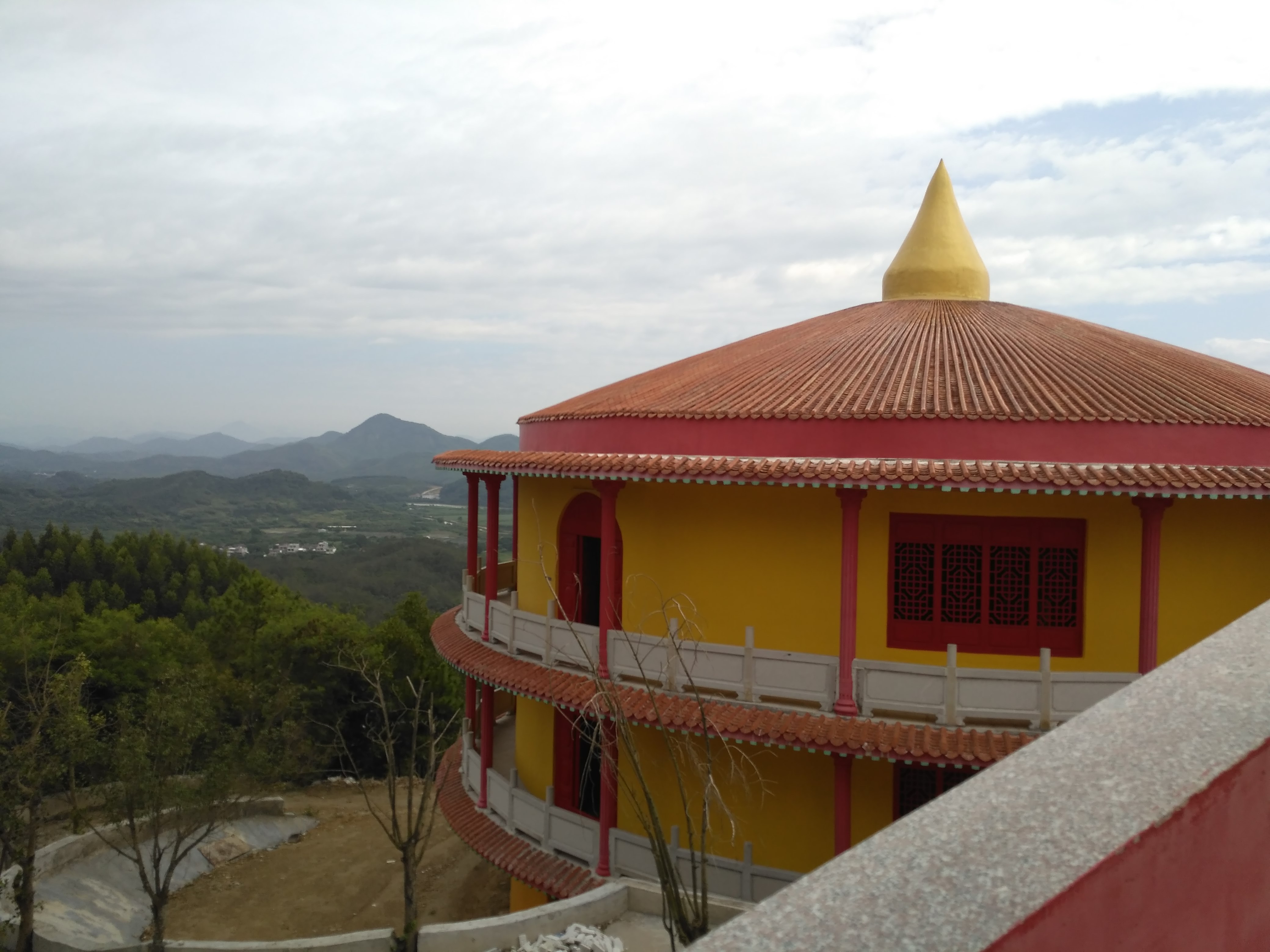  p>金光寺,位于广东省饶平县高堂镇群星管区 a target="_blank" href=